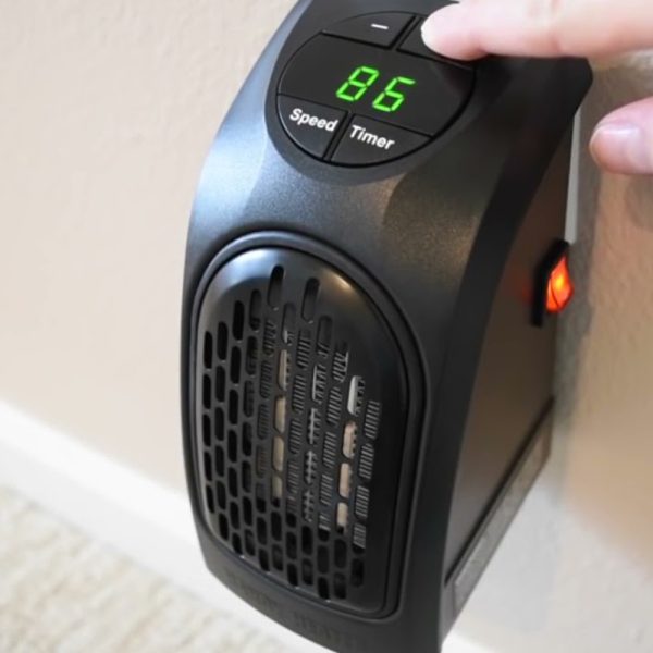 أجمل هدية رمضانية ممكن تهادي بيها ست الحبايب في #عيد_الأم 🥰
مع دفاية صغيرة Handy Heater هتدفي يعني هتدفي لانها سريعة و سهلة التسخين في أي مكان.